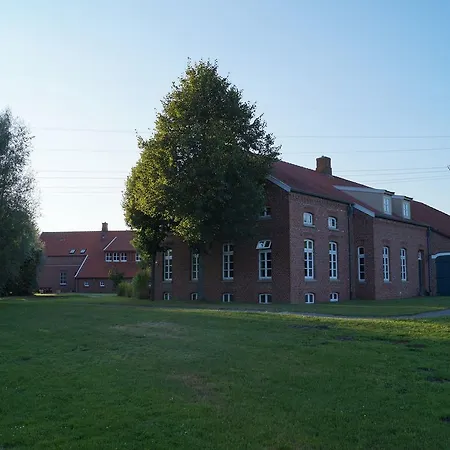 Gasthuus Ulenhoff Pensjonat Westoverledingen